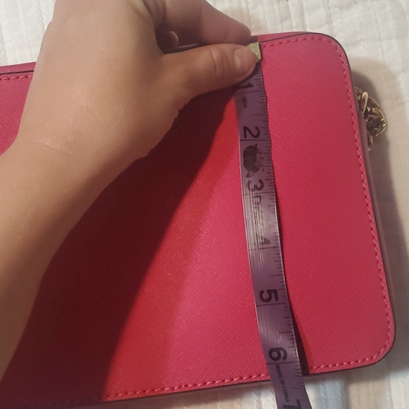 Michael Kors Crossbody - Picture 4 of 6